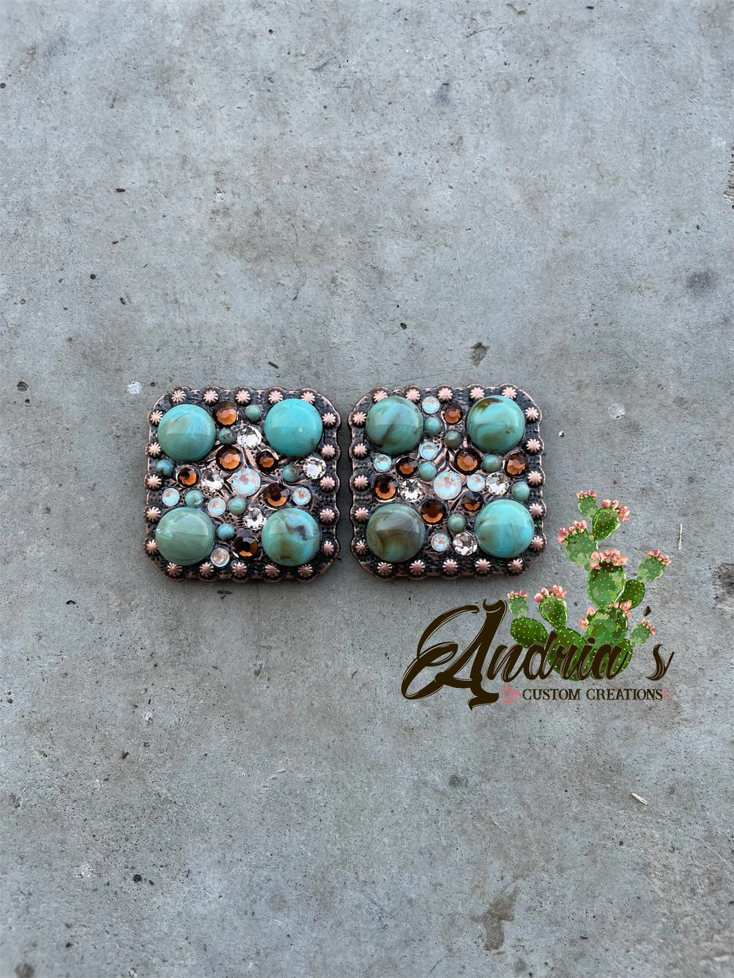 ‘Whirl Wind’ Halter Set